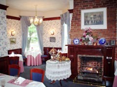 Dundee Arms Inn　
