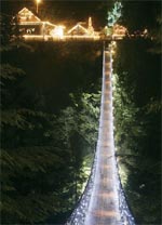 キャピラノの吊橋のライトアップ