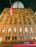 1 King West