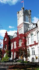 Queen's University School of English 